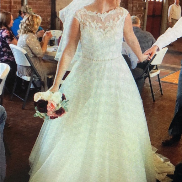 Maggie Sottero Dresses Maggie Sottero Ivory Carrie Dress